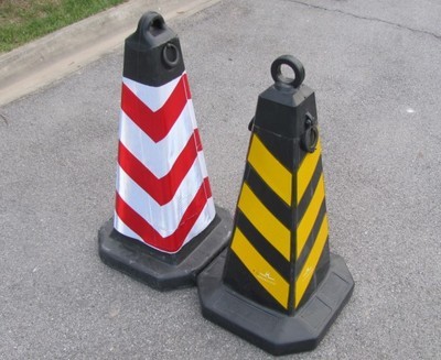 东莞塑料反光路锥道路交通锥安全反光锥厂家