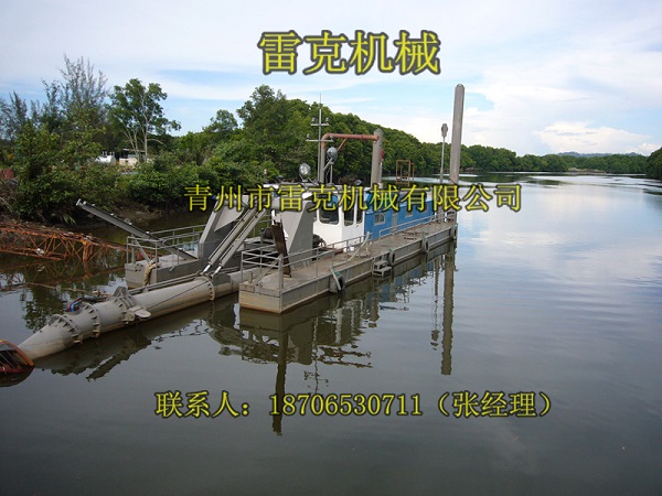 供应湖北武汉水库清淤小型液压式挖泥船