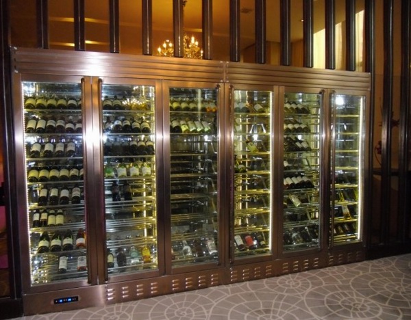 佛山玖瑰金酒柜