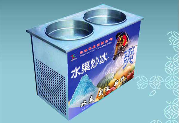安庆炒冰机在哪卖的炒冰机技术创业致富双锅